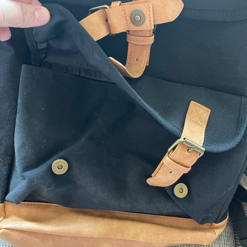 Dsw Backpack - image 2